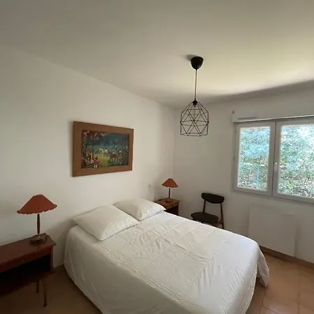 Ref 147 Golf , Classee 3 Etoiles Avec Wifi , 10 Personnes, Jardin Boise, A 5kms Des Plages Villa