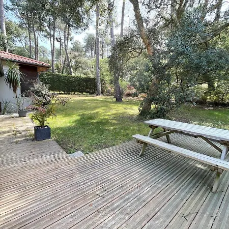 Ref 147 Golf , Classee 3 Etoiles Avec Wifi , 10 Personnes, Jardin Boise, A 5kms Des Plages