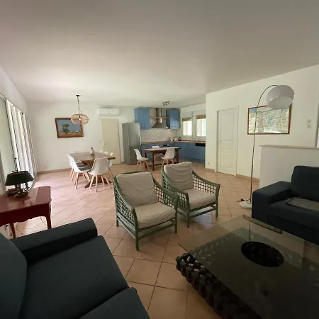 Ref 147 Golf , Classee 3 Etoiles Avec Wifi , 10 Personnes, Jardin Boise, A 5kms Des Plages Seignosse