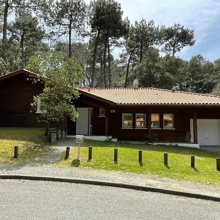 Ref 147 Golf , Classee 3 Etoiles Avec Wifi , 10 Personnes, Jardin Boise, A 5kms Des Plages *