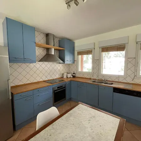Ref 147 Golf , Classee 3 Etoiles Avec Wifi , 10 Personnes, Jardin Boise, A 5kms Des Plages * Seignosse