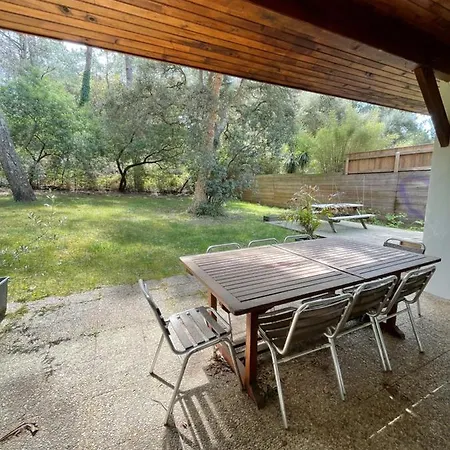 Ref 147 Golf , Classee 3 Etoiles Avec Wifi , 10 Personnes, Jardin Boise, A 5kms Des Plages Villa
