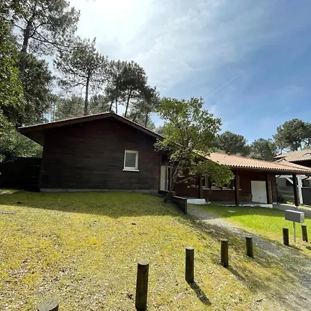 Ref 147 Golf , Classee 3 Etoiles Avec Wifi , 10 Personnes, Jardin Boise, A 5kms Des Plages Villa